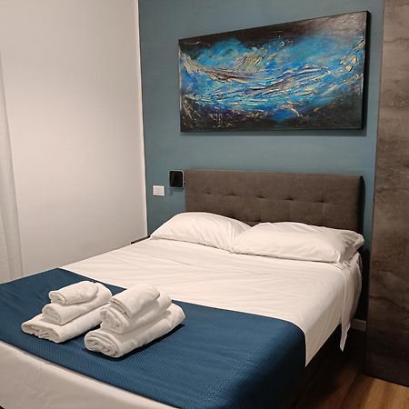 Ancient Rome Colosseum Modern And Bright Apartment Extérieur photo